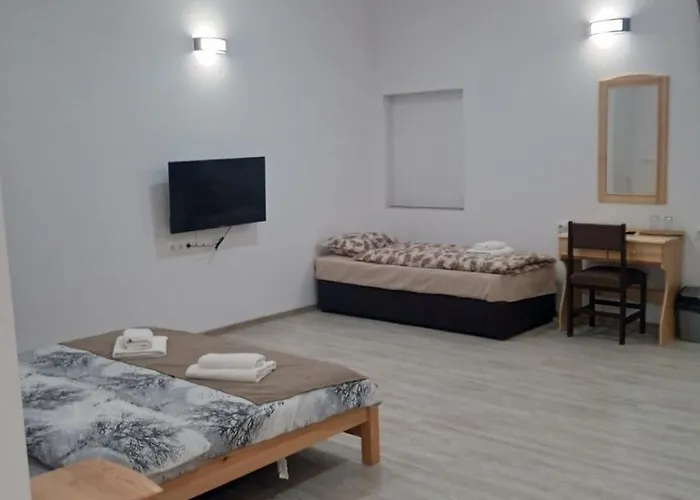 за гости куцеви *